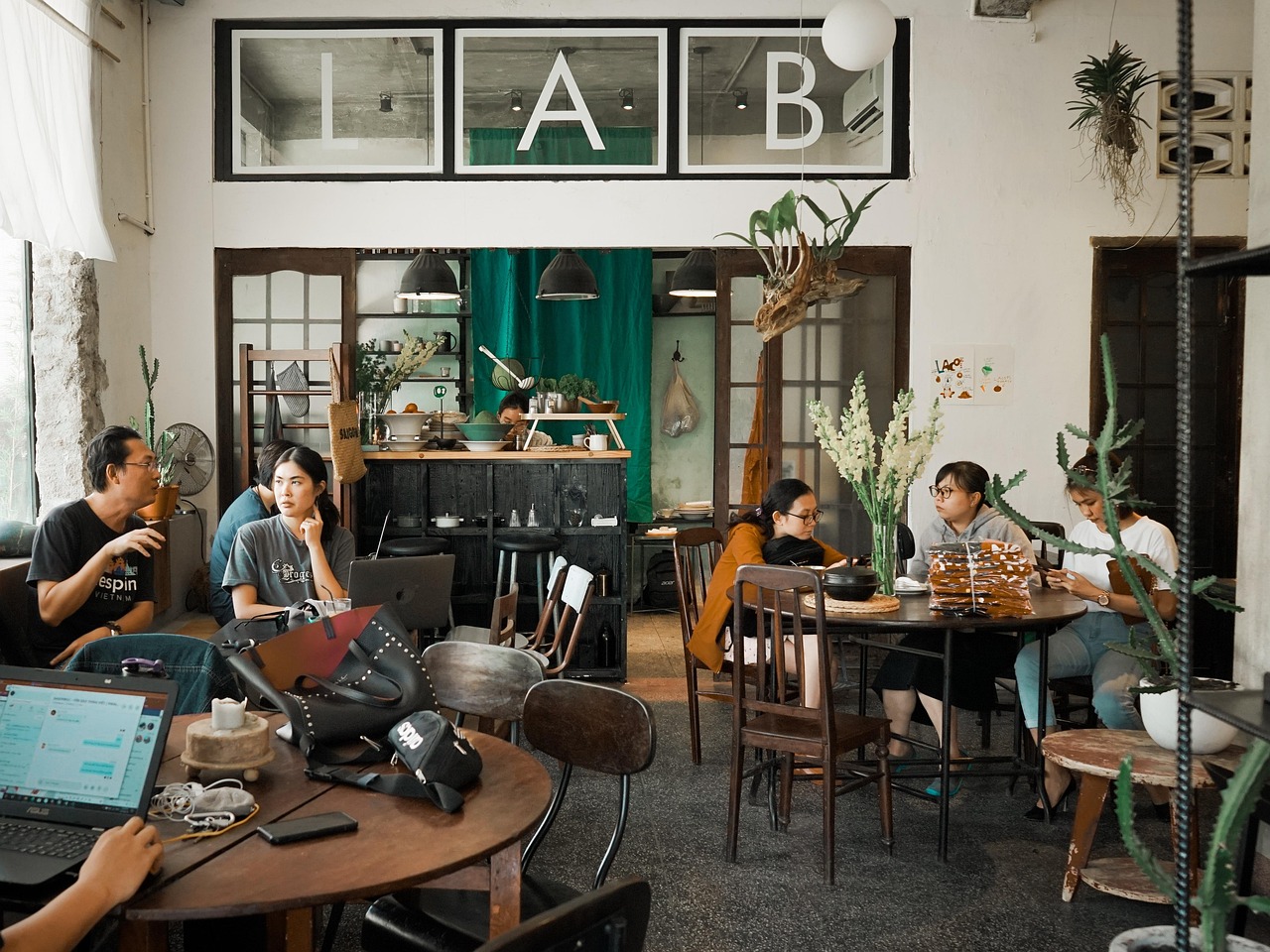 购买房屋平台归谁呢