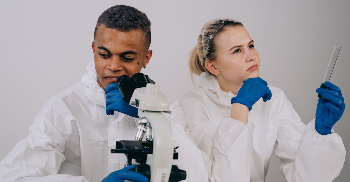 通过举报揭露技术支持辅助者的“奖励”制度